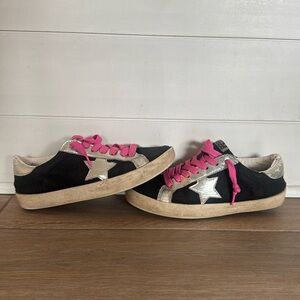 GOLDEN GOOSE — Size 4